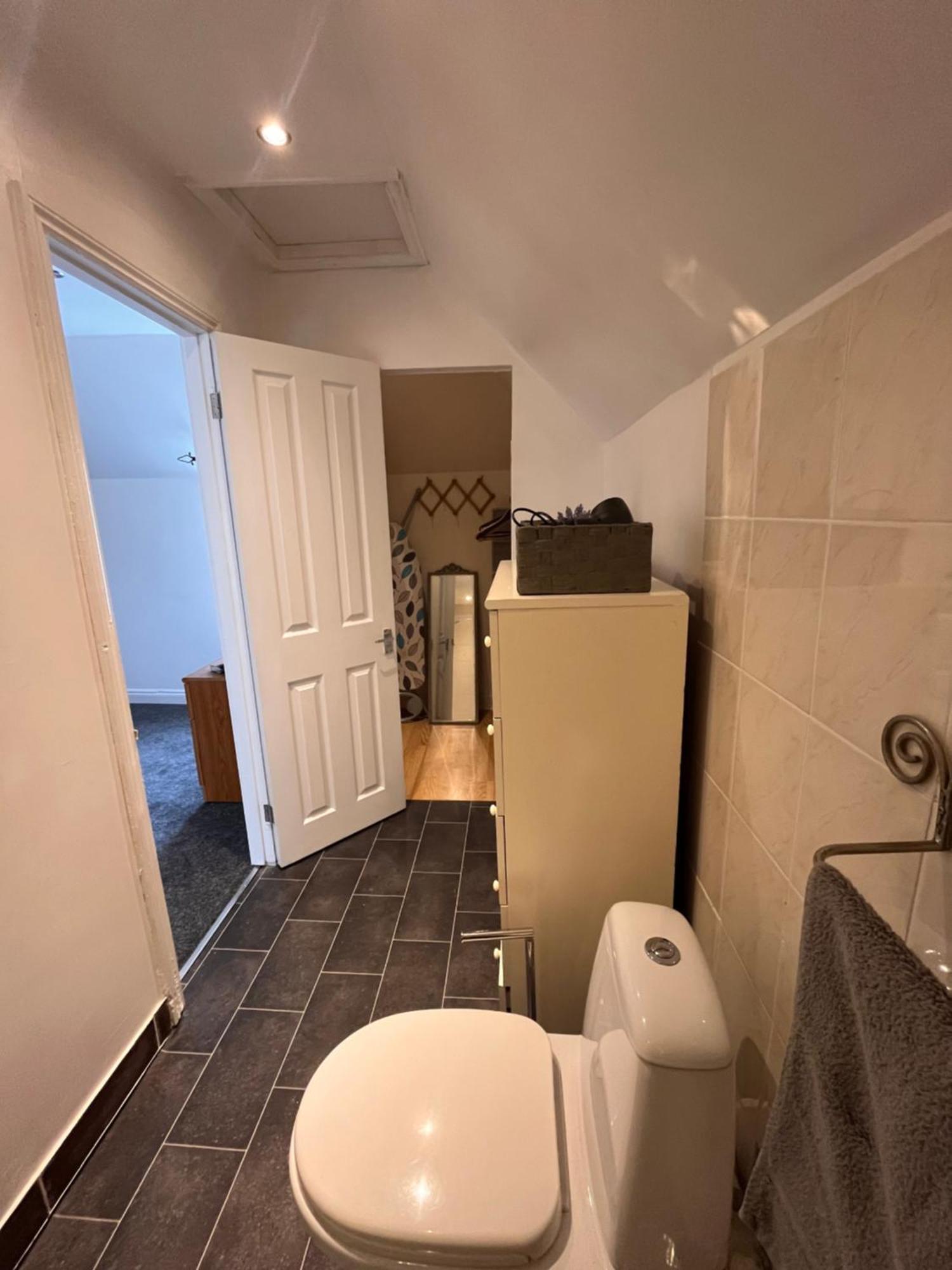 The Annexe - 10 Howards Croft Mile End Esterno foto